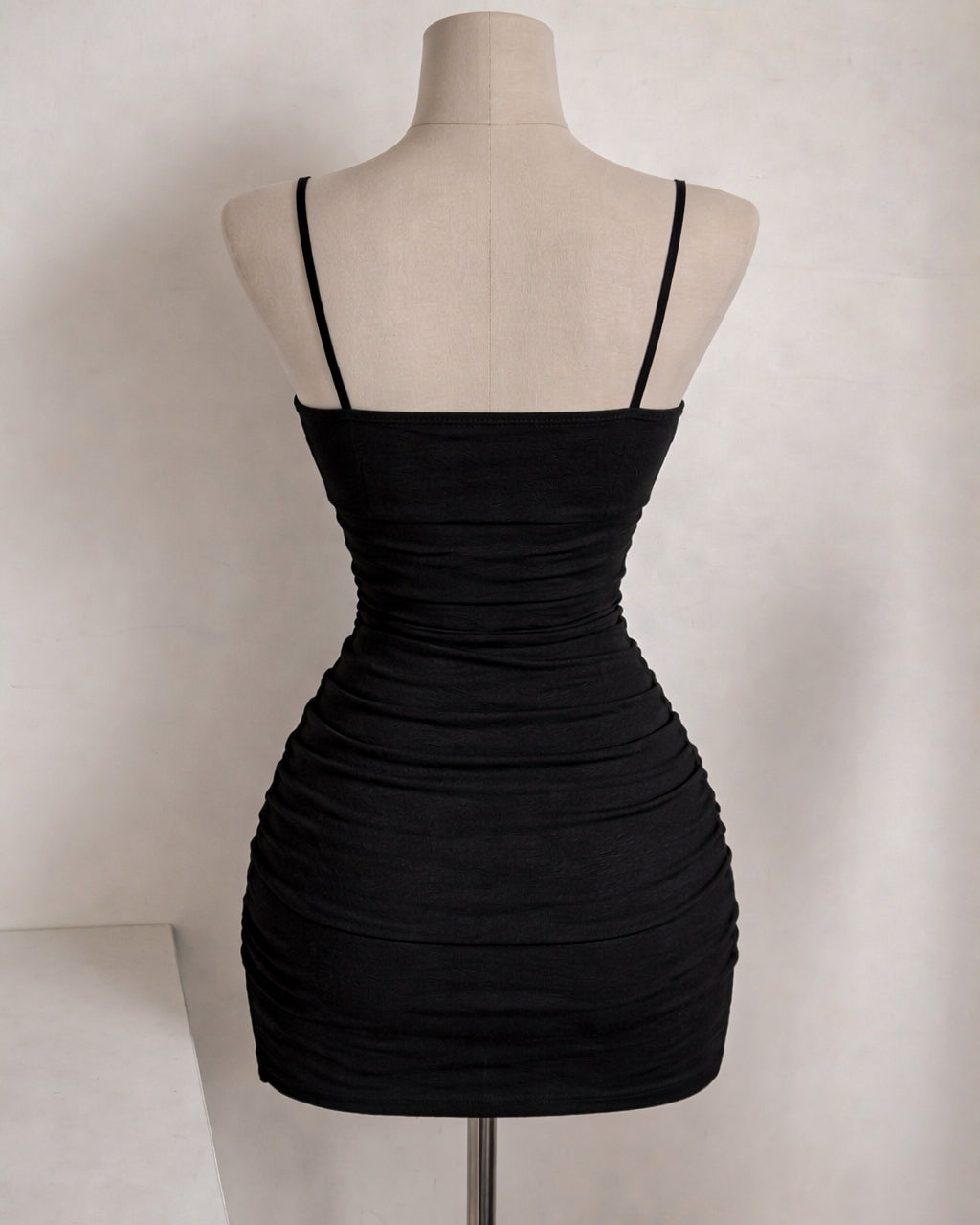 SUMMER FLING PADDED LACE DETAIL BLACK DRESS