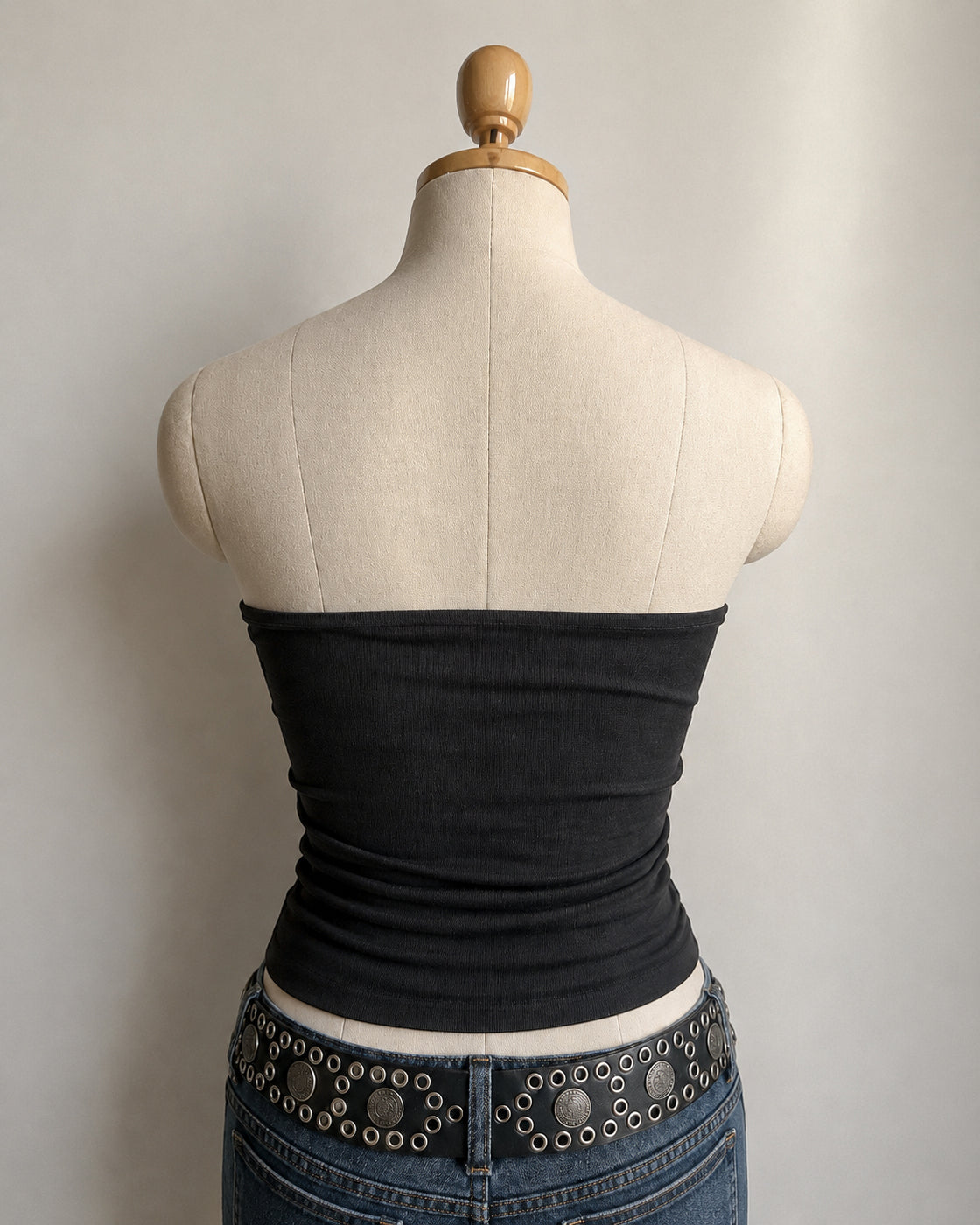 BLIND DATE BONING DETAIL POINTY BANDEAU TOP