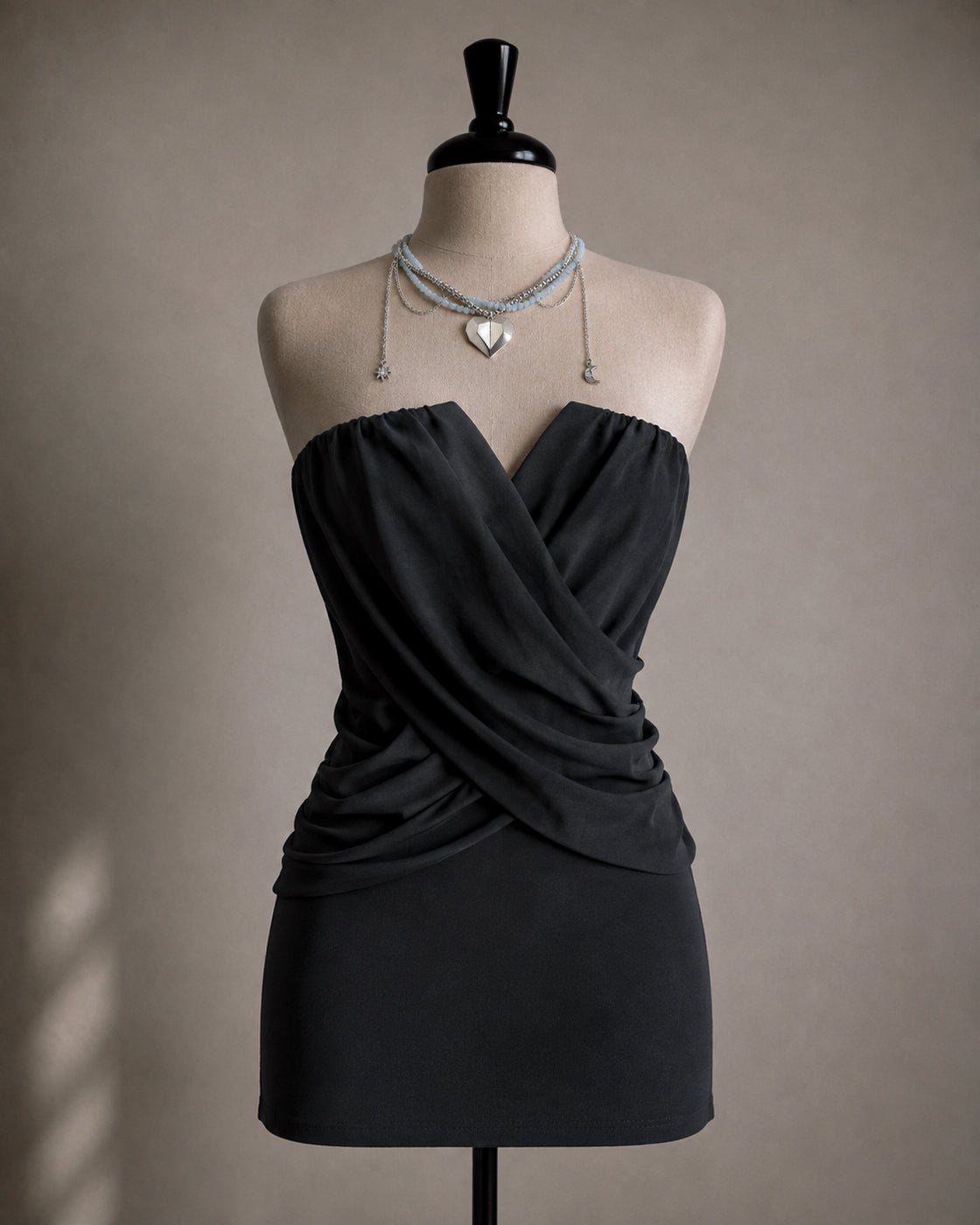 PROM QUEEN DRAPED BONING DETAIL BLACK BANDEAU DRESS