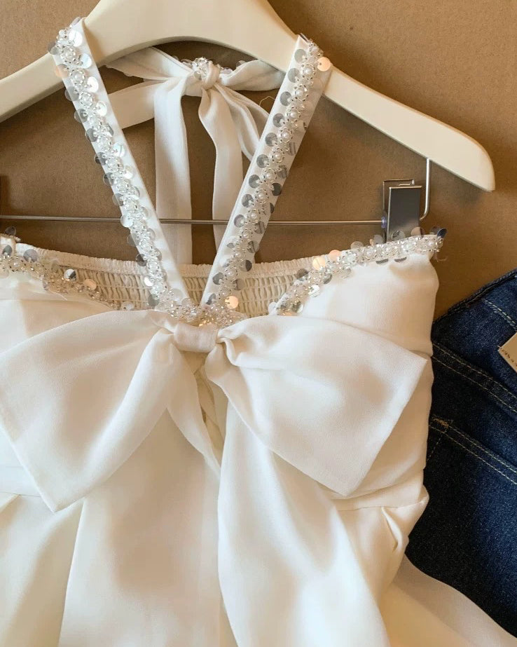 PRETTY TWICE PADDED SHIMMER DETAIL WHITE HALTERNECK TOP