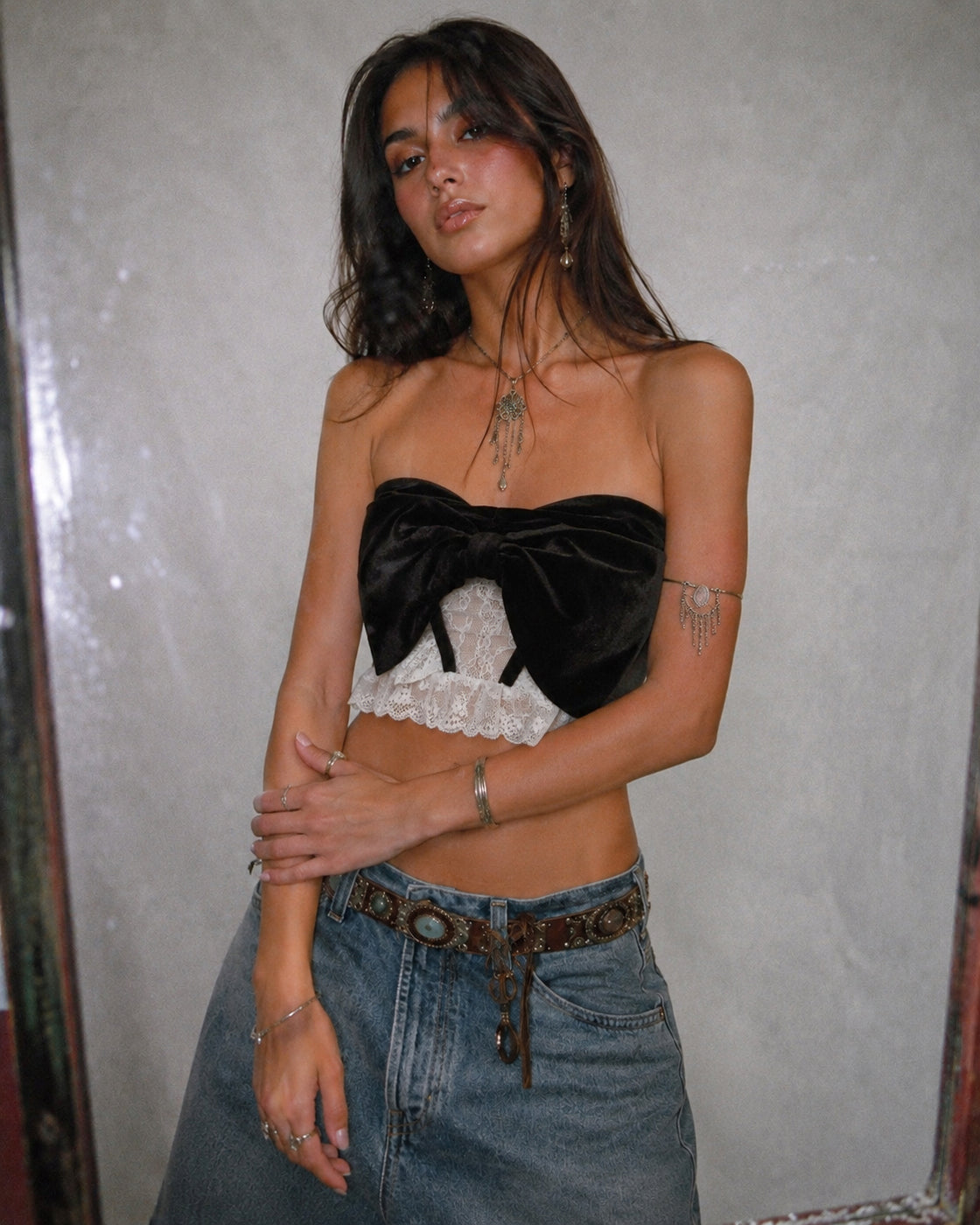 SUPERIORITY COMPLEX VELVET BOW DETAIL LACE BANDEAU TOP