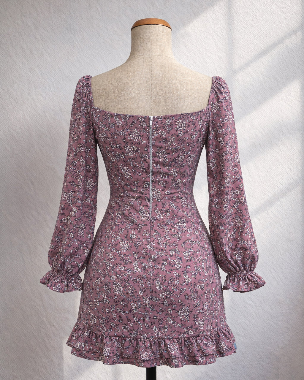 PRETTY BUT PLOTTING FLORAL MAUVE DRESS