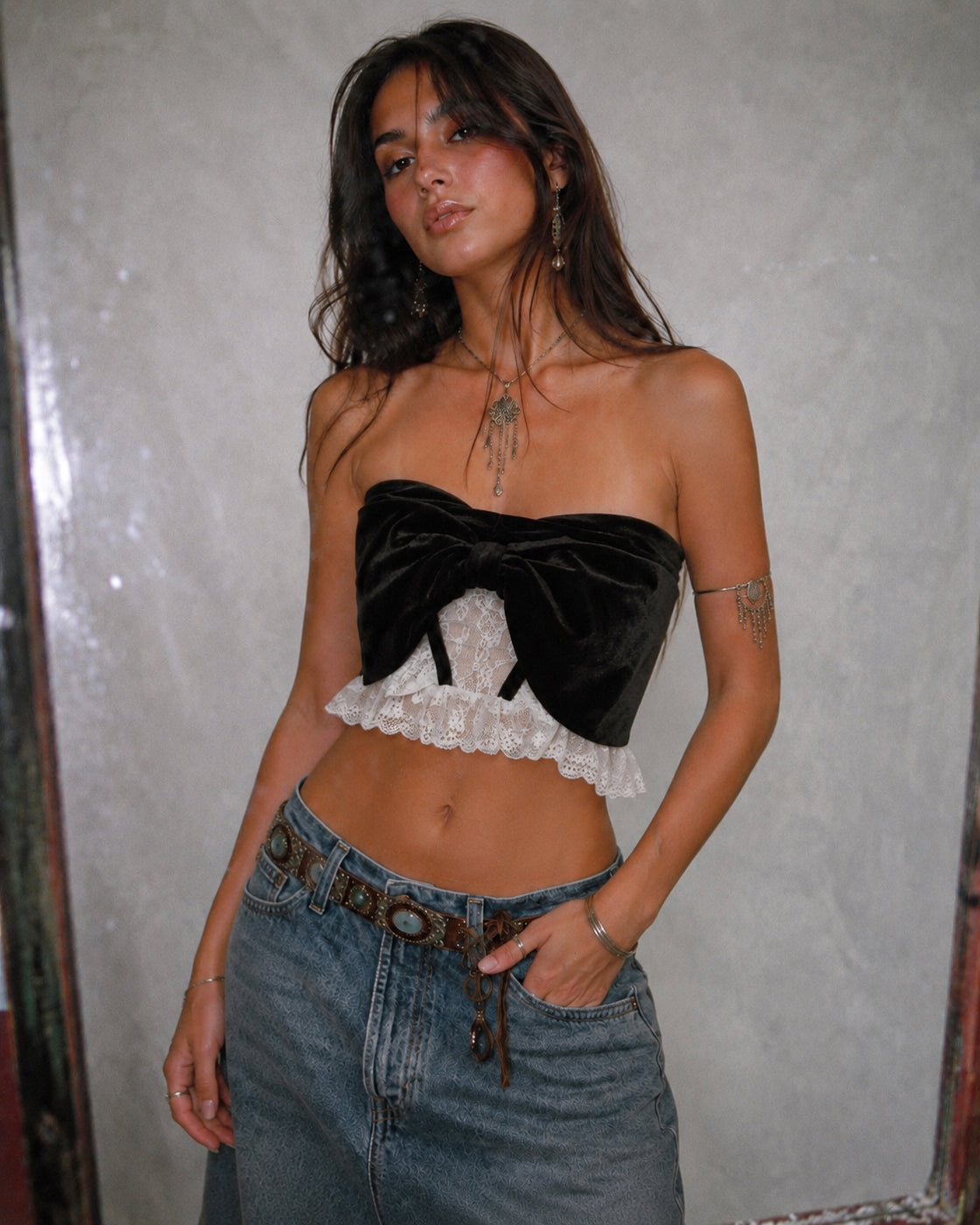 SUPERIORITY COMPLEX VELVET BOW DETAIL LACE BANDEAU TOP