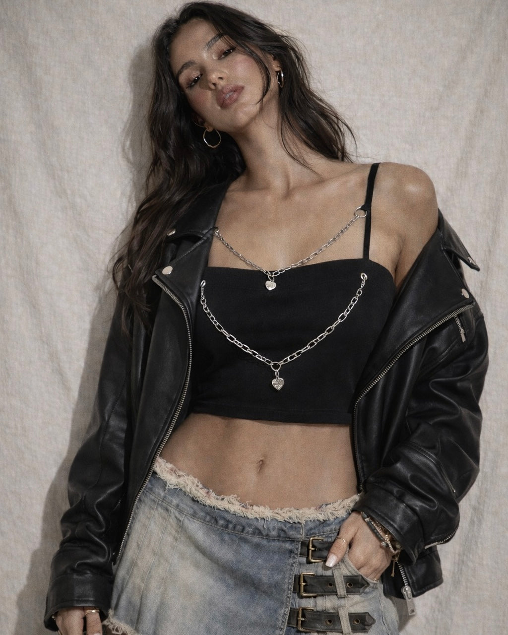 UNDERGROUND BARS CHAIN DETAIL BLACK CAMI TOP