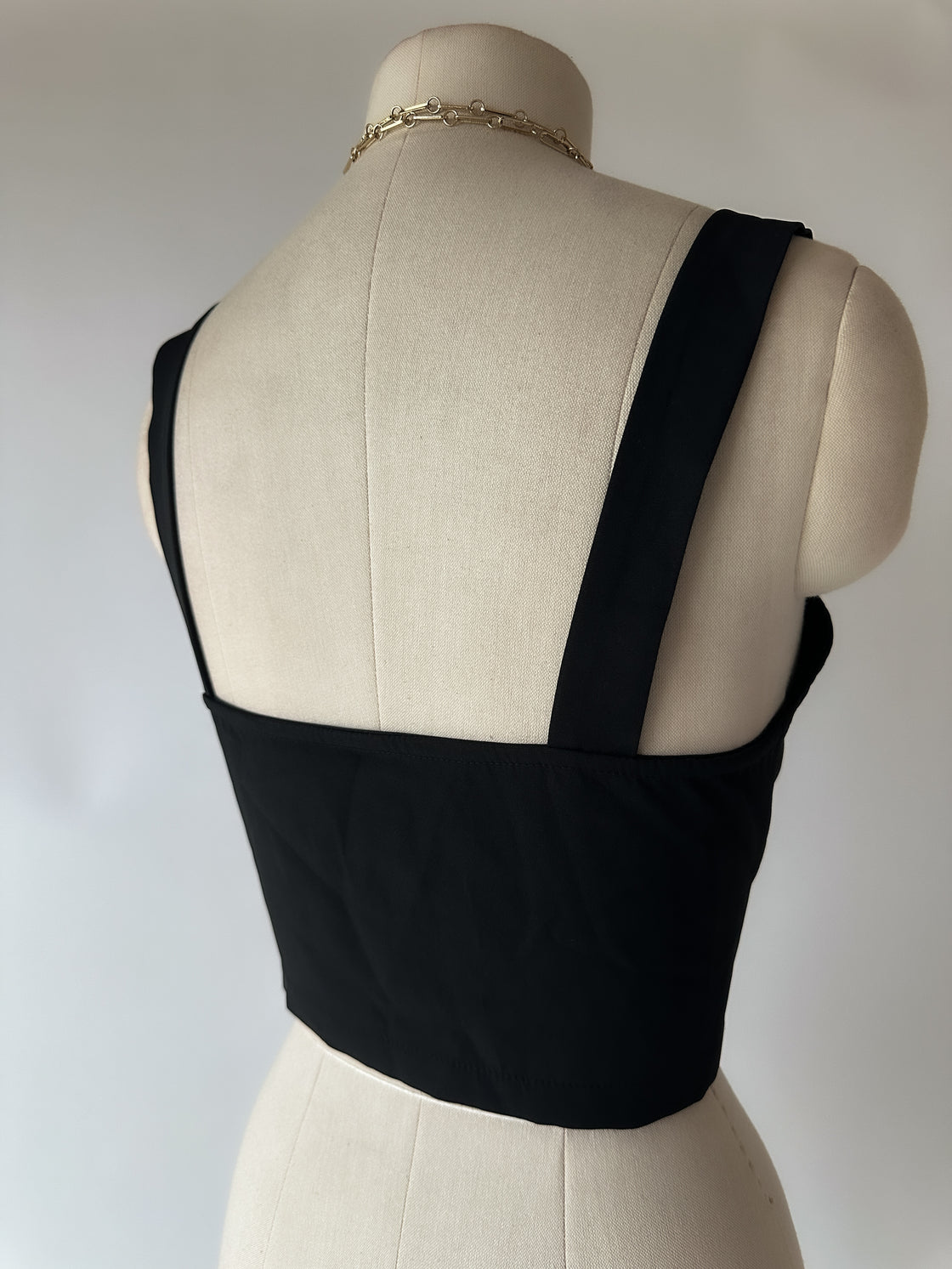 DOWNTOWN DREAMER BLACK TOP