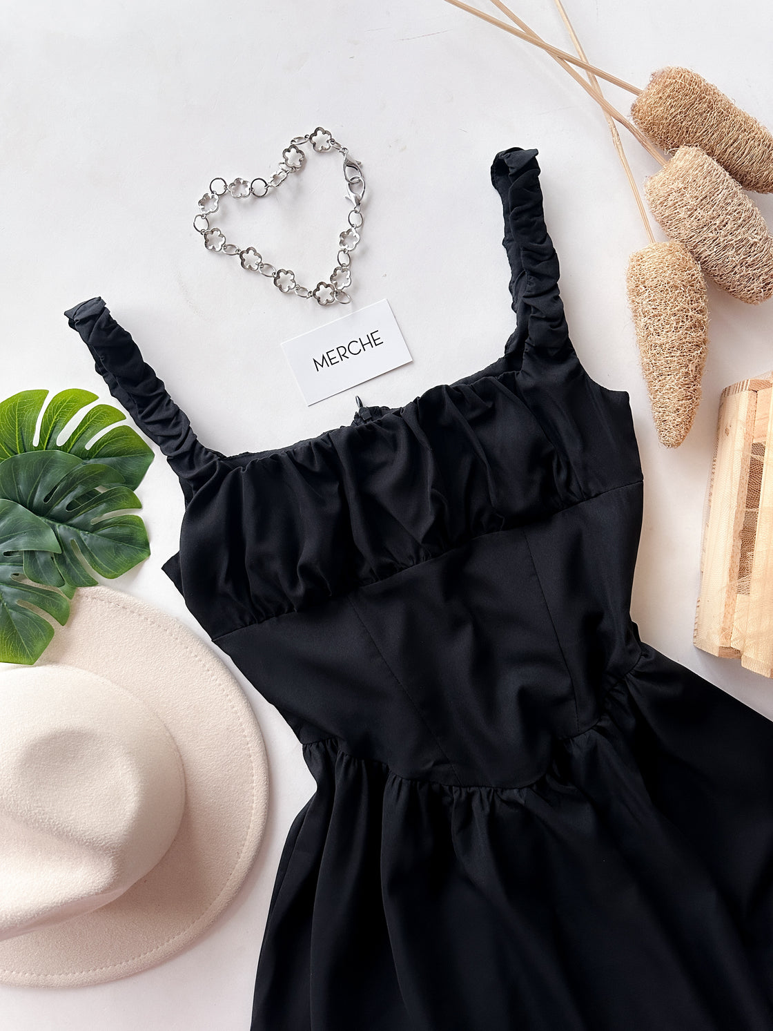 BREAKFAST AT TIFFANY BLACK DRESS