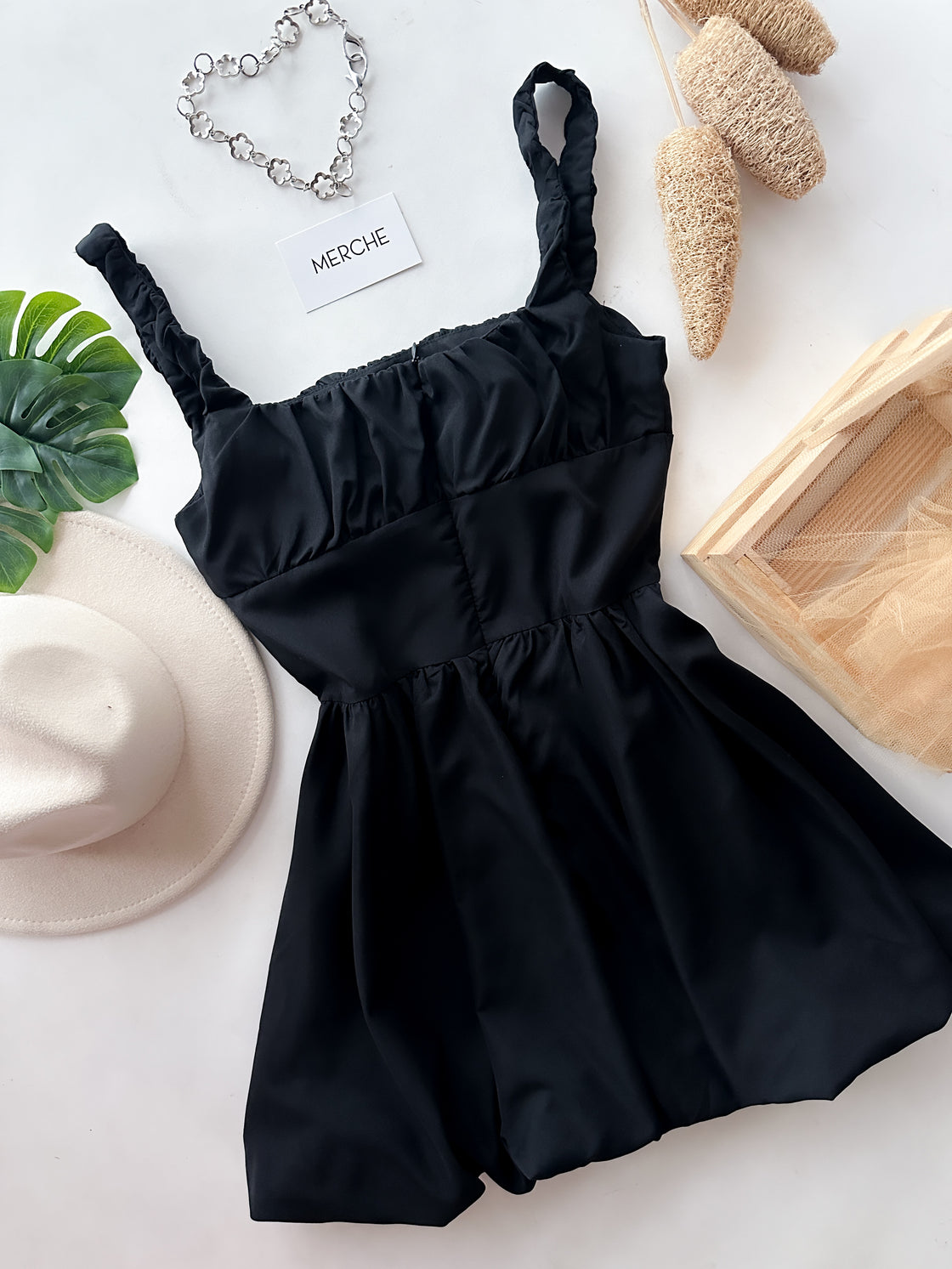 BREAKFAST AT TIFFANY BLACK DRESS