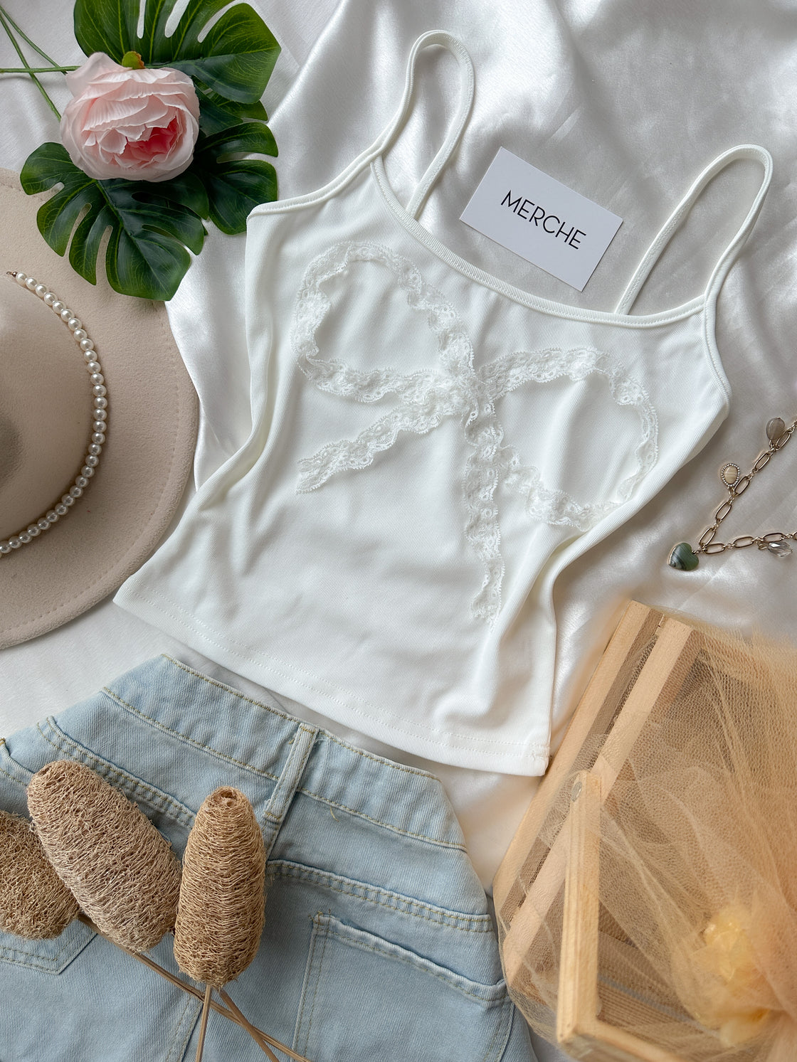 LOSE YOUR LOVE WHITE CAMI TOP