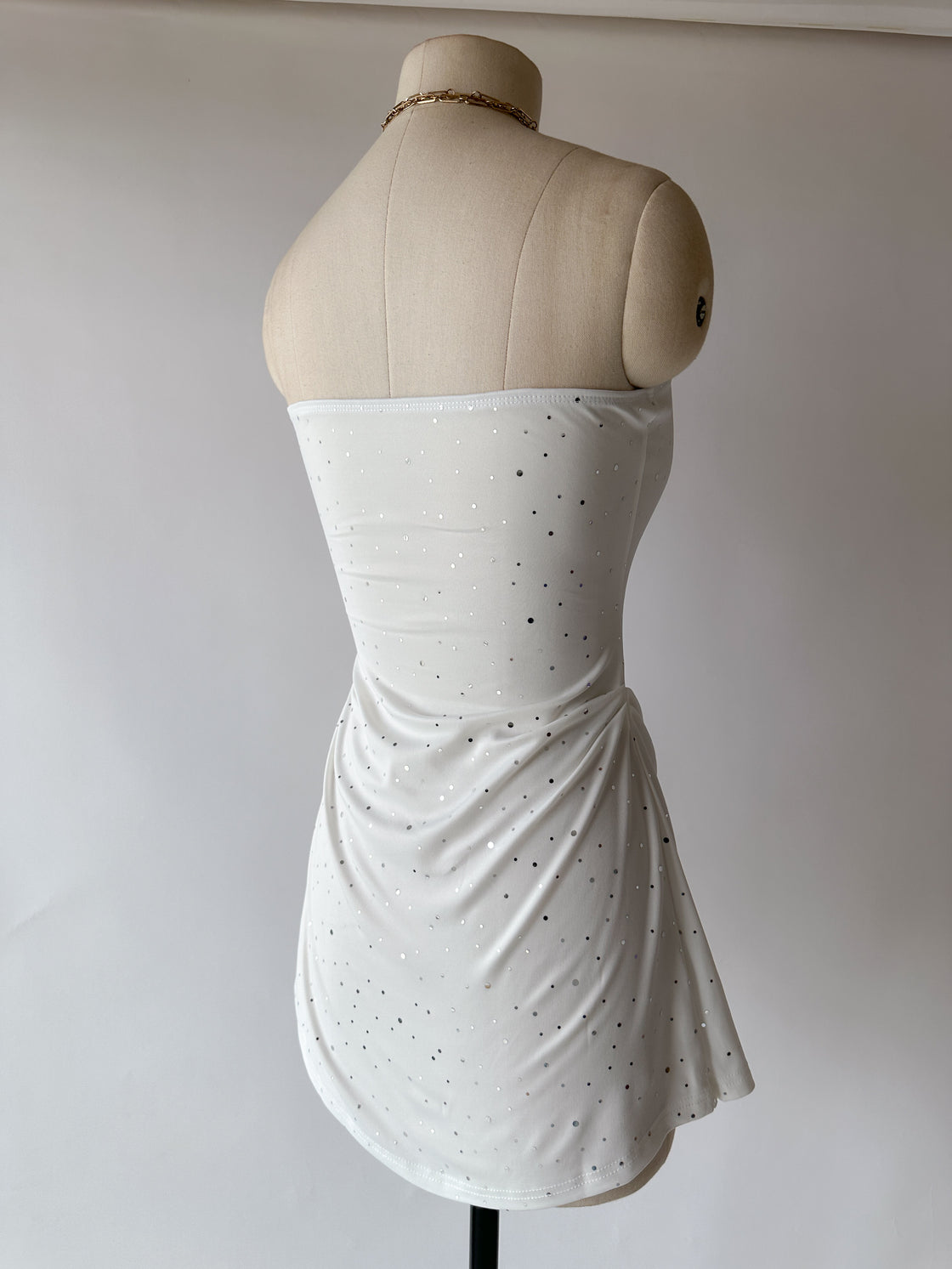 BUSY TONIGHT SHIMMER WHITE BANDEAU DRESS