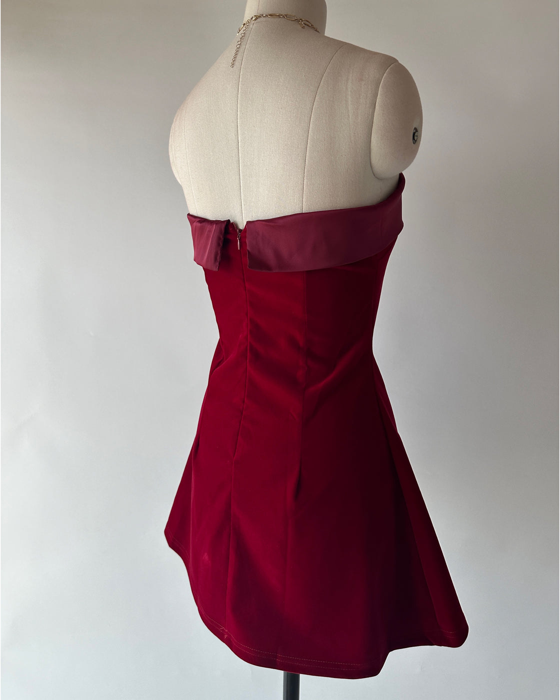 LOVE AFFAIR MAROON VELOUR BANDEAU DRESS