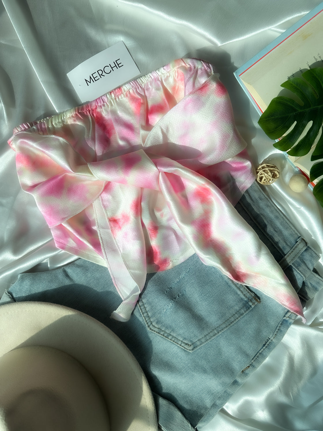 ISLAND HOPPER BANDEAU TOP