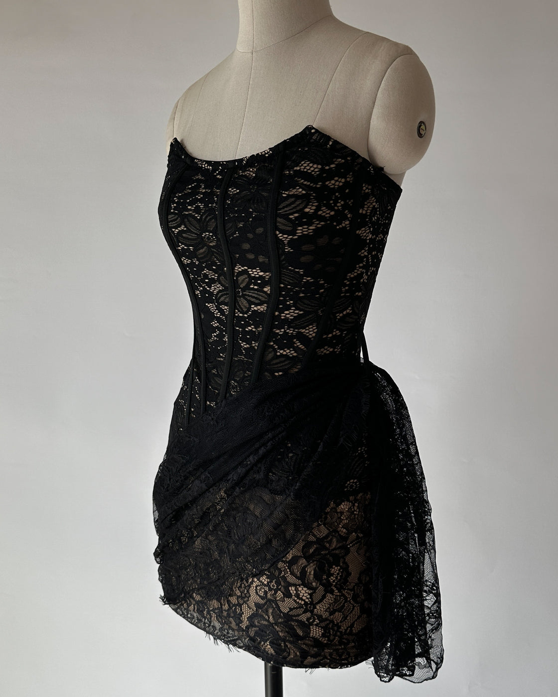 SHOWSTOPPER ALERT LACE DRESS