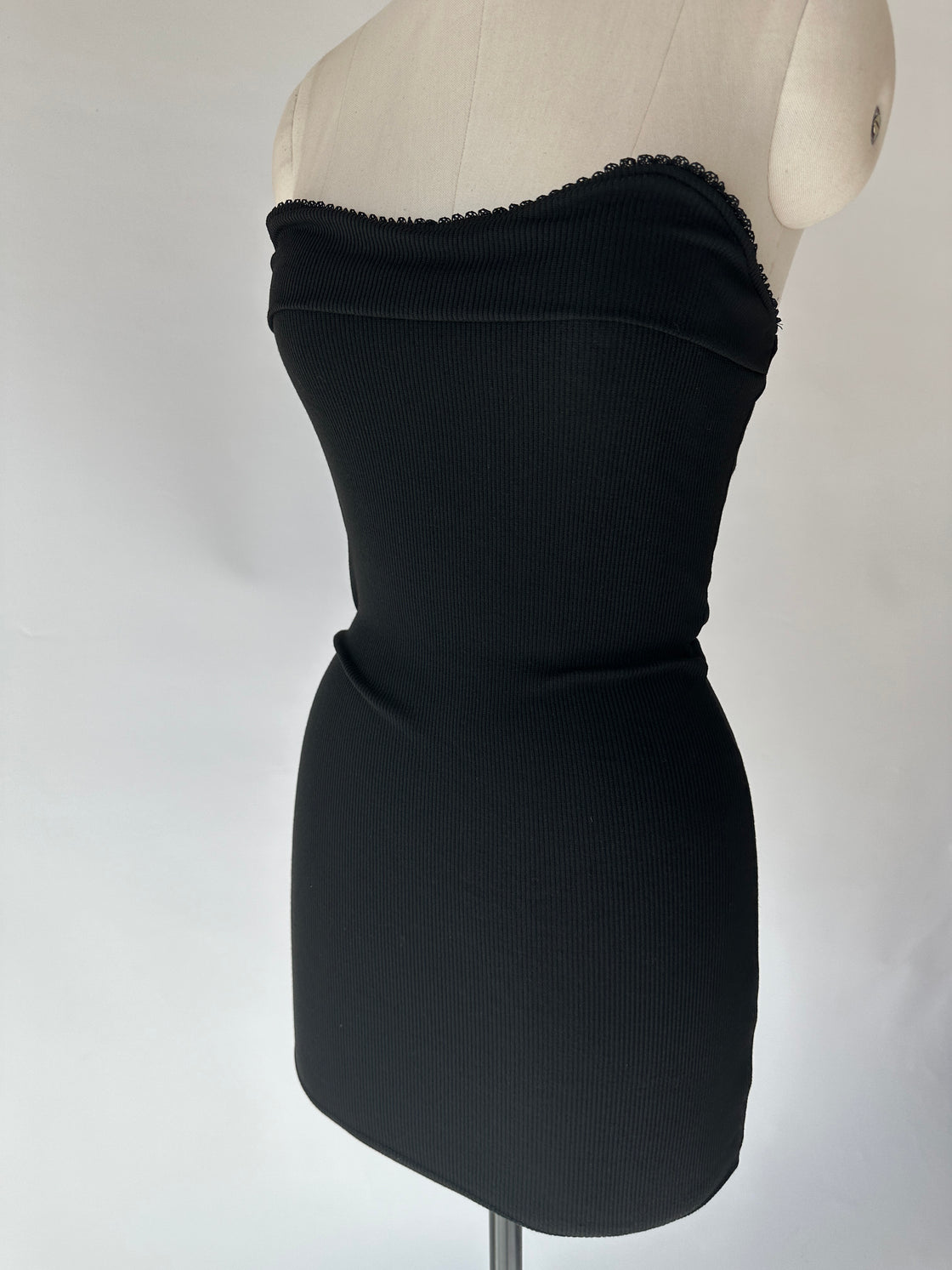 YOUNG AND WILD BLACK BANDEAU DRESS