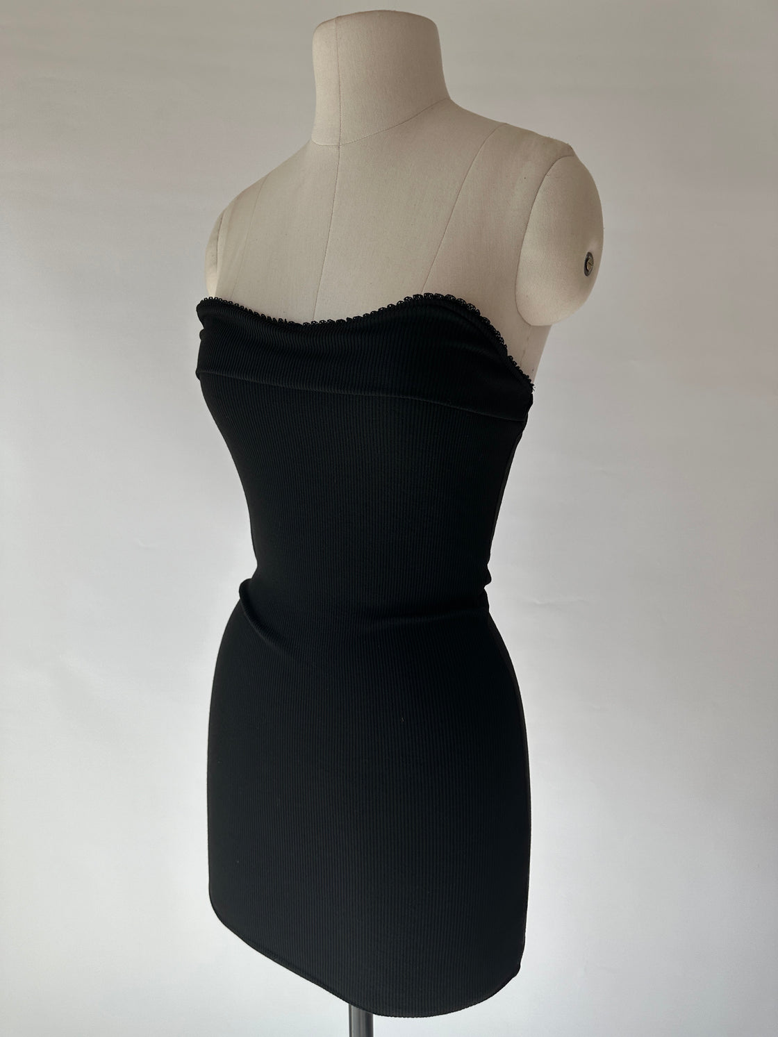 YOUNG AND WILD BLACK BANDEAU DRESS