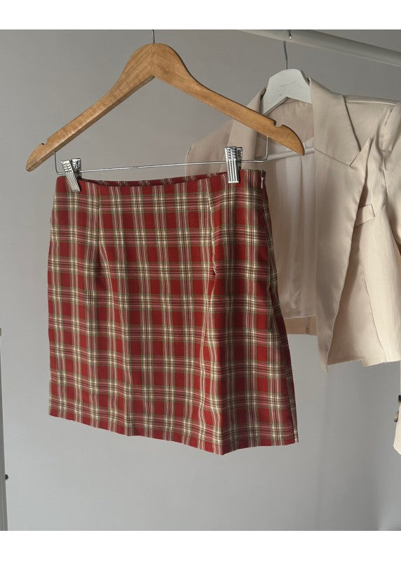 MINE AND YOURS RED PLAID MINI SKIRT