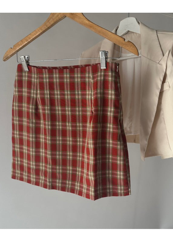 MINE AND YOURS RED PLAID MINI SKIRT